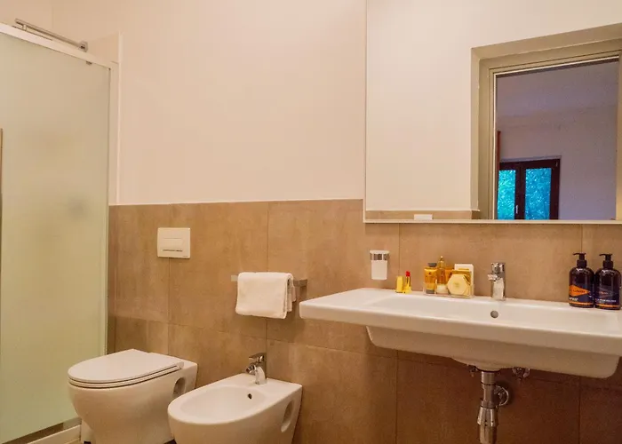 Policaretto By Calabria בית הארחה 3*